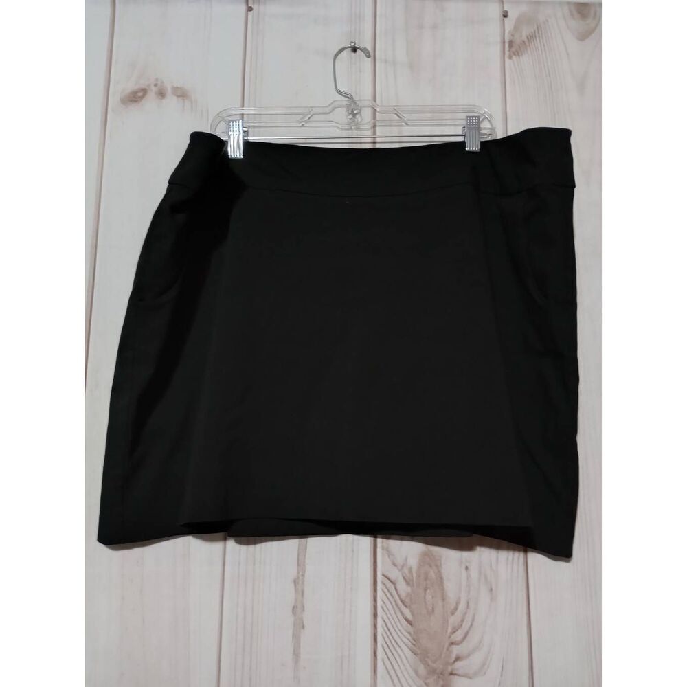 Zac & Rachel Woman Black Pull On Skort Size 24W Stretch Casual Mini Skirt Shorts